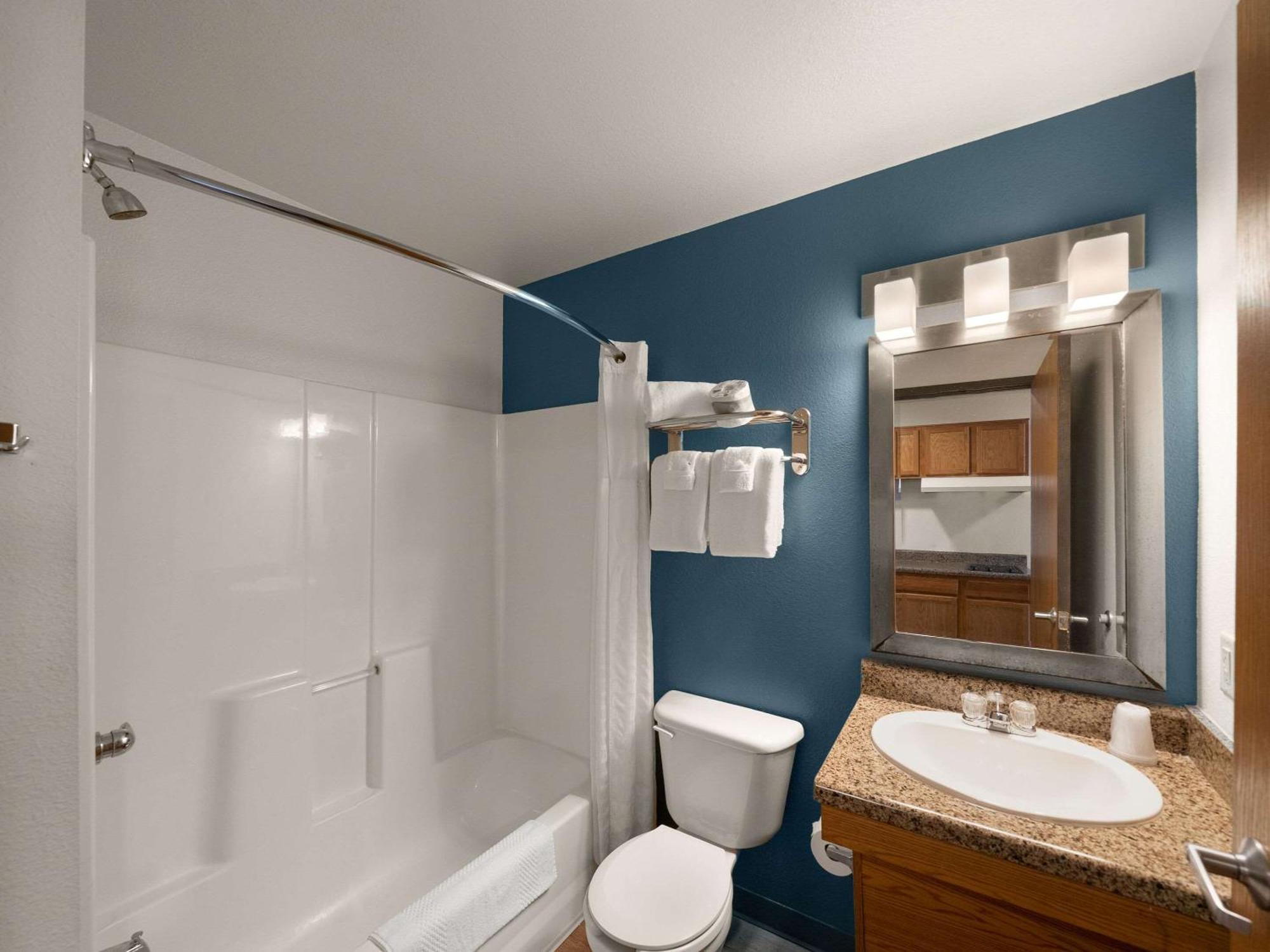 Woodspring Suites Dallas Рокуолл Экстерьер фото