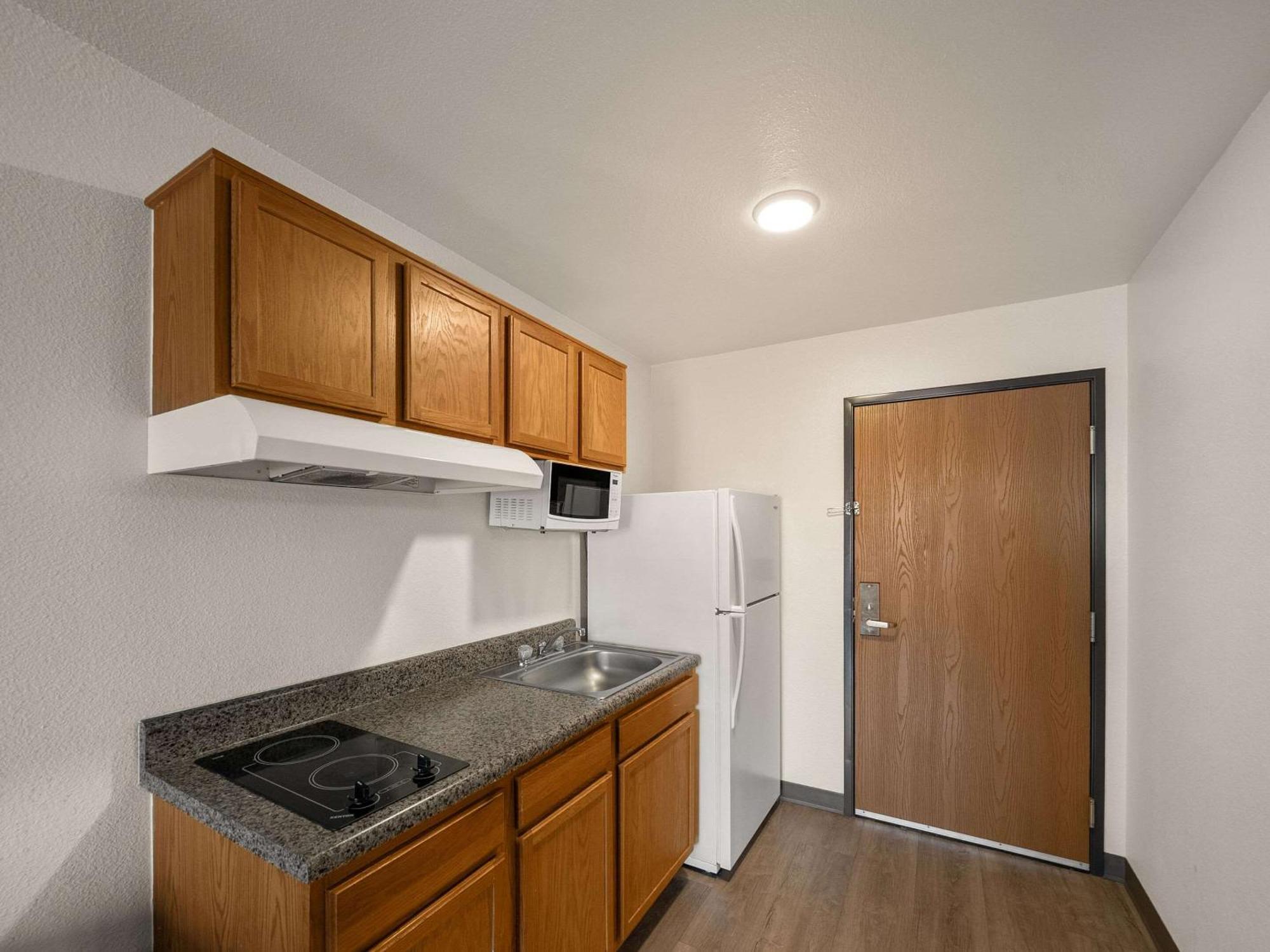 Woodspring Suites Dallas Рокуолл Экстерьер фото